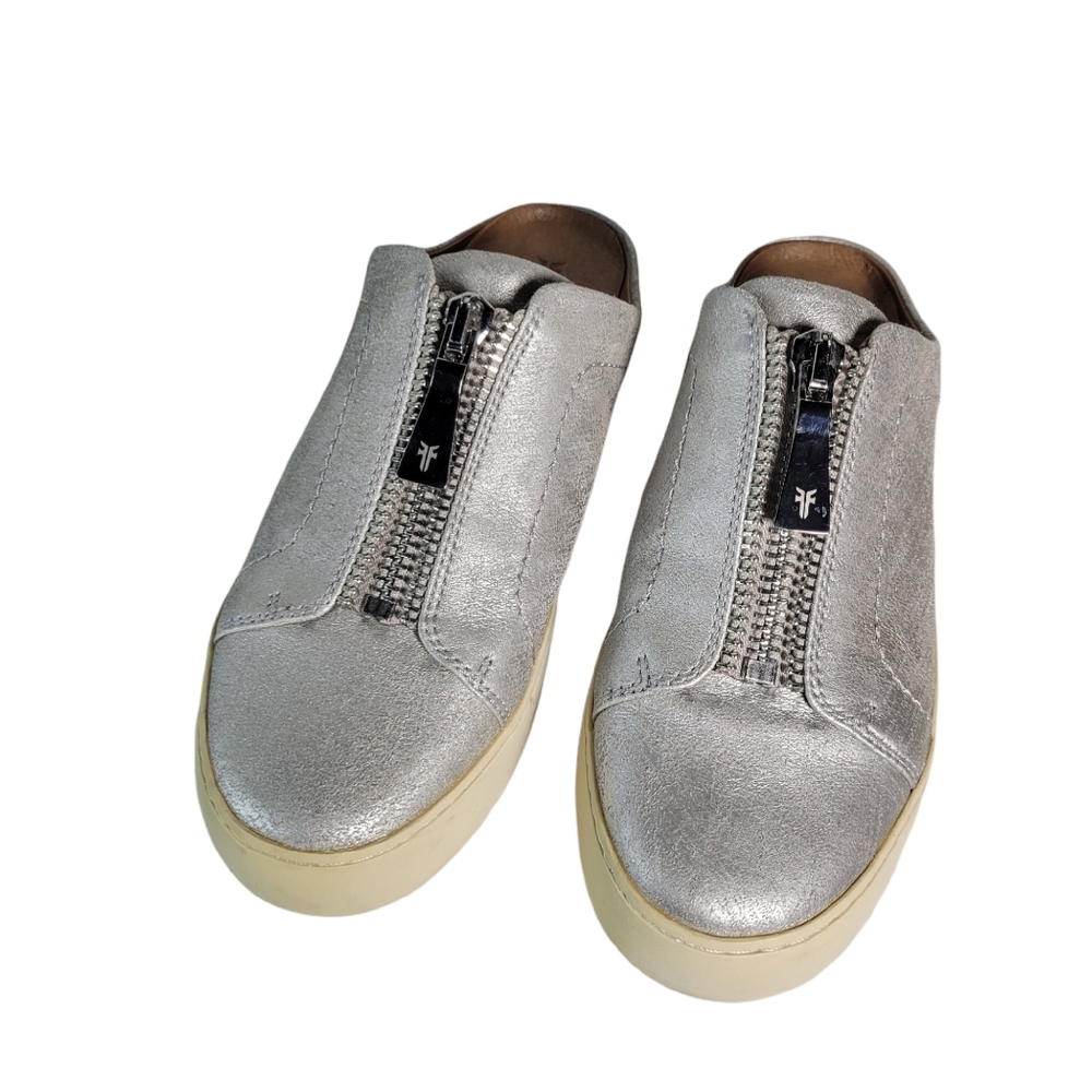 Frye silver zip slides mules Size 8M
